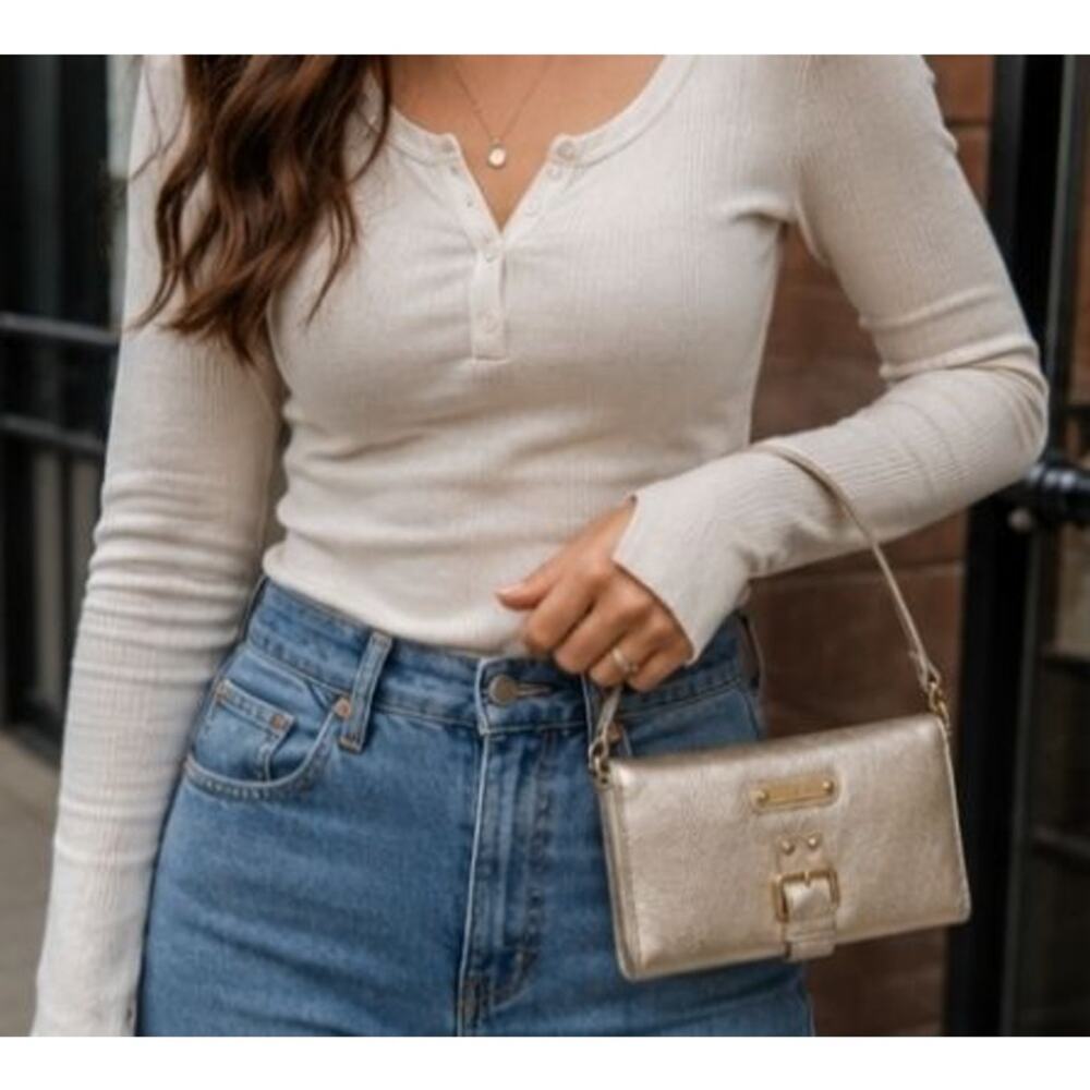 Michael Kors Liquid Gold Convertible Wristlet Clutch ✨ Y2K Glam Grab & Go - Picture 3 of 10